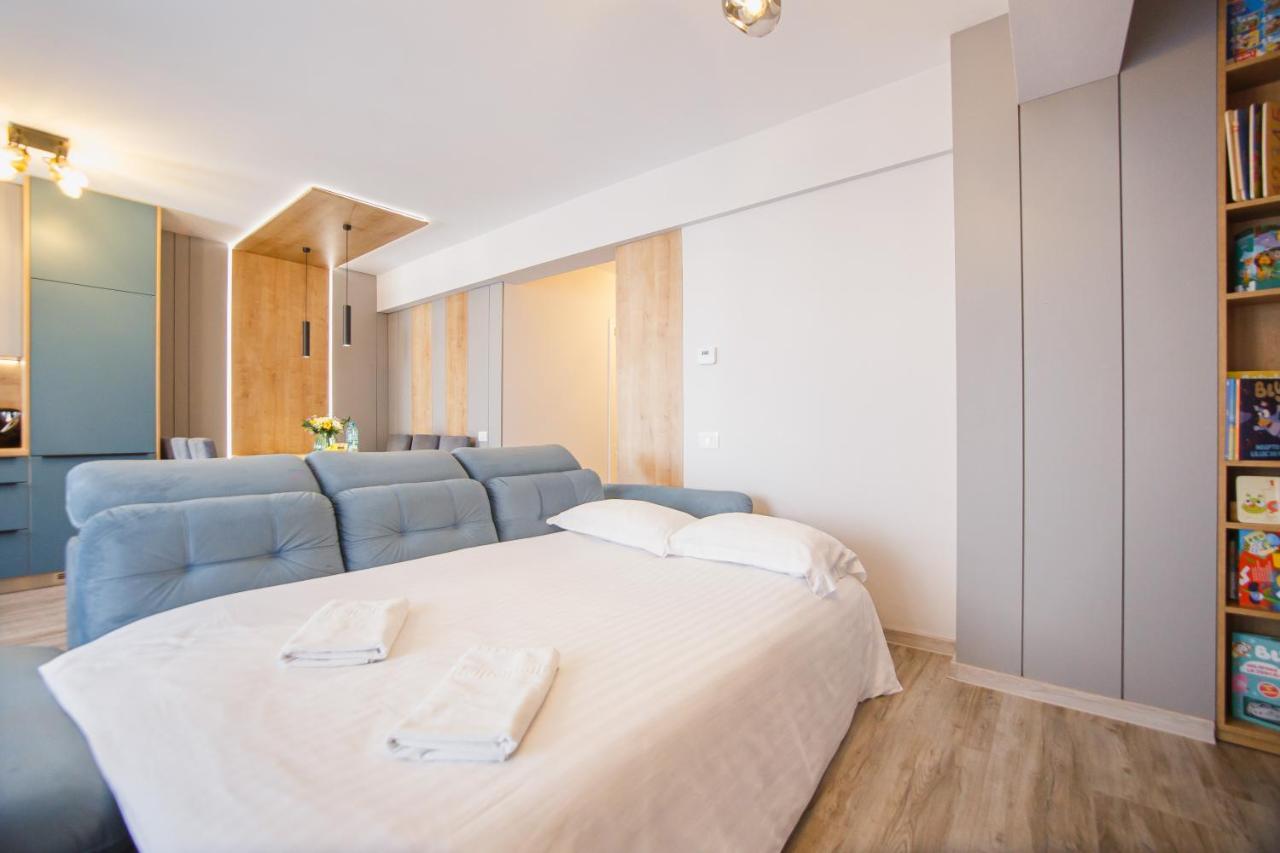 Charming Family Haven Apartment Орадеа Екстериор снимка