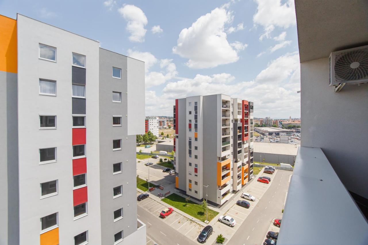 Charming Family Haven Apartment Орадеа Екстериор снимка