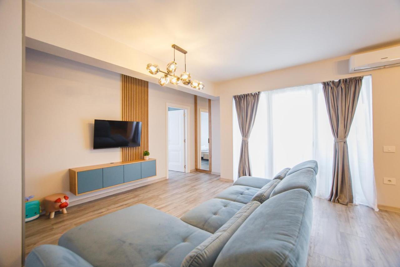Charming Family Haven Apartment Орадеа Екстериор снимка